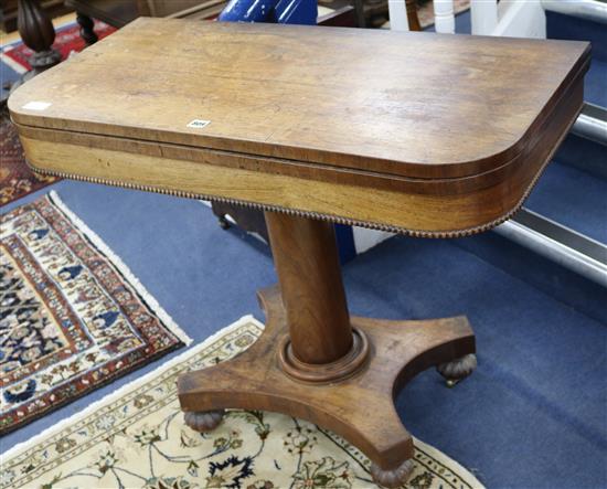 An early Victorian mahogany card table W.91cm